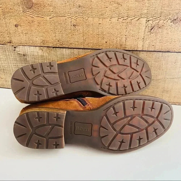 NWOT Born Jorgette Suede Distressed Boho Buckle Ankle Booties - Picture 6 of 6